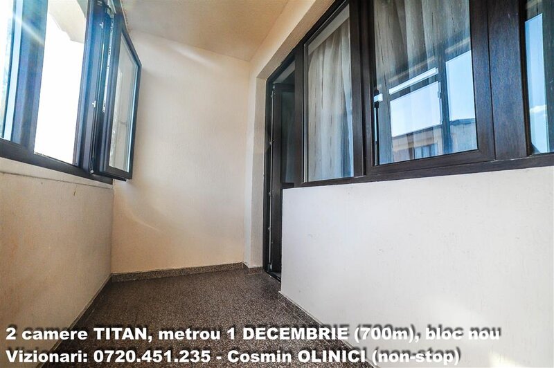 Titan, metrou 1 Decembrie